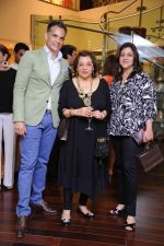 Chetan ,Pallavi and Bhairavi Jaikishan at RRO Gucci event in Trident Hotel, Mumbai on 23rd Aug 2013.jpg